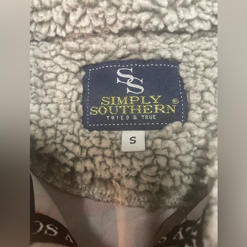 Simply Southern Aztec Sherpa Half Zip Size Small - Picture 3 of 4